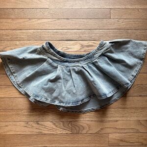 Blue denim frill skirt 
Size M 
Fashion nova